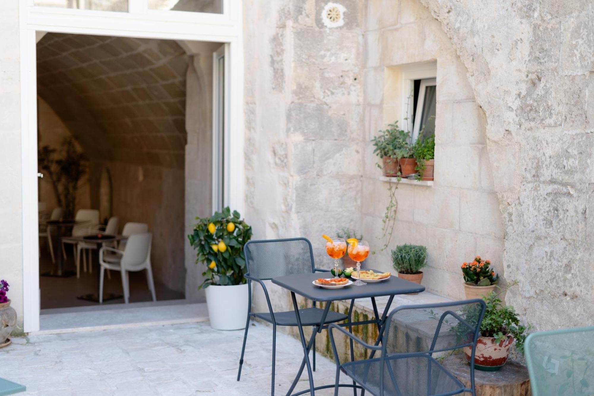 Endea Suite Rooms & Lounge Spa Matera Extérieur photo