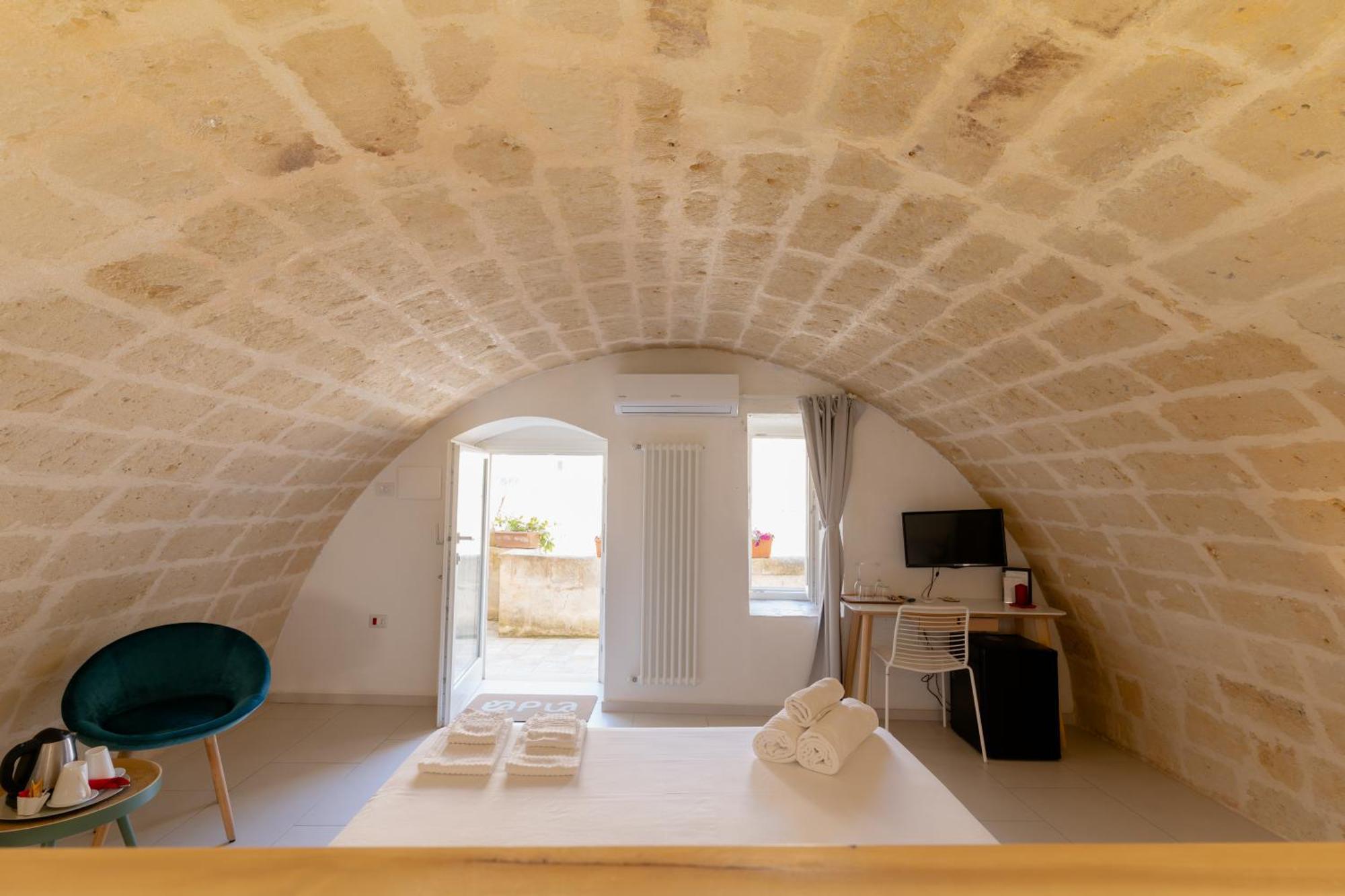 Endea Suite Rooms & Lounge Spa Matera Extérieur photo